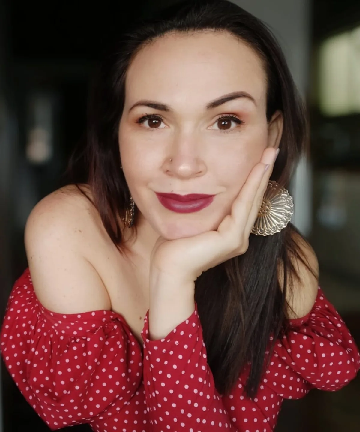 Verónica Montaño, profesional y educadora en micropigmentación